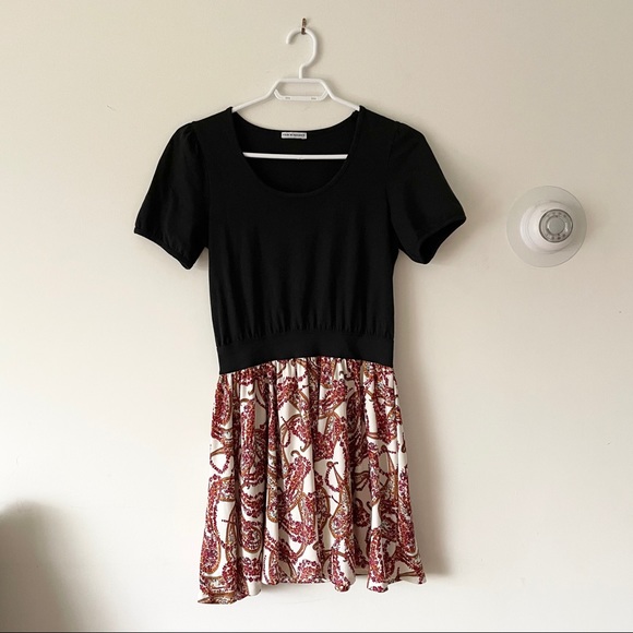 ✨Gorgeous Vintage Dress - Picture 2 of 15